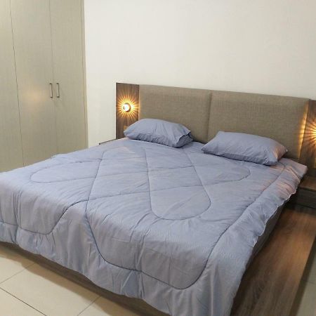 Aliff Avenue 2 Bedroom Homestay Johor Bahru Eksteriør bilde